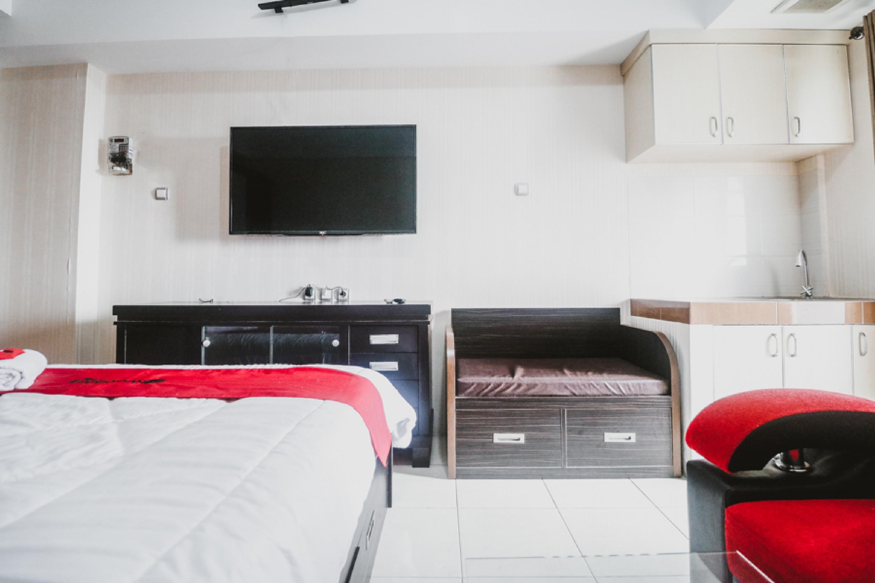 Redliving Apartemen Green Lake View Ciputat - Pelangi Rooms 2 Tower E Tangerang Eksteriør bilde