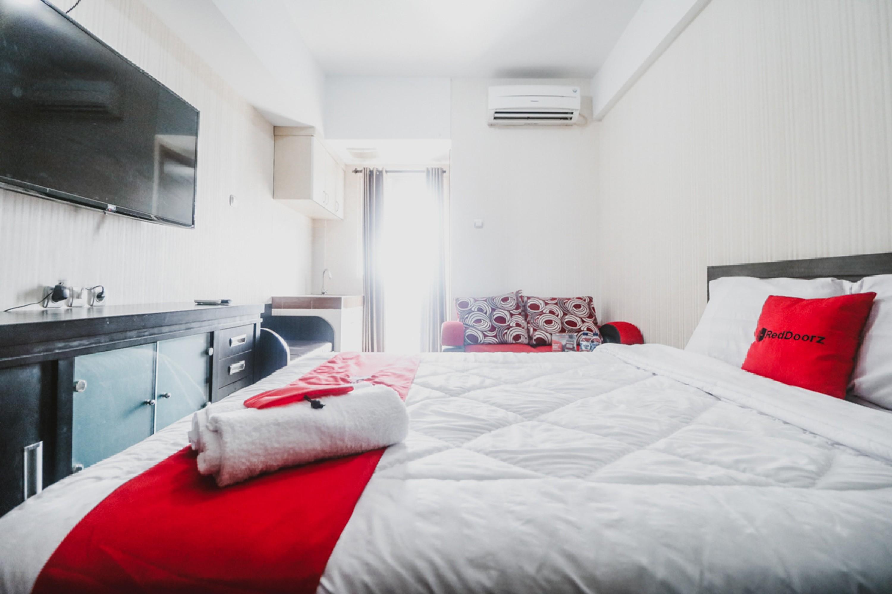 Redliving Apartemen Green Lake View Ciputat - Pelangi Rooms 2 Tower E Tangerang Eksteriør bilde